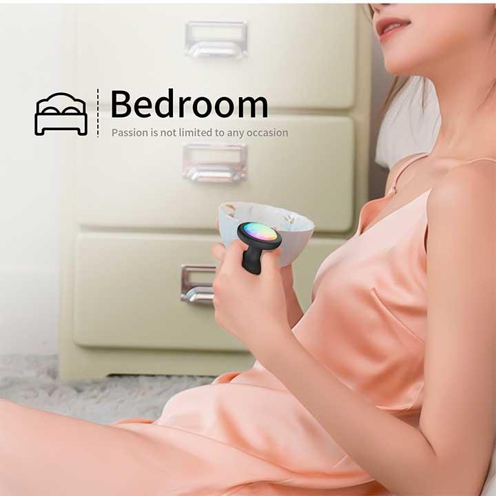 Світна анальна пробка з вібрацією 10X Light Up Rechargeable Anal Plug - 9,8*4,4 см - Анальні іграшки - Зображення 8