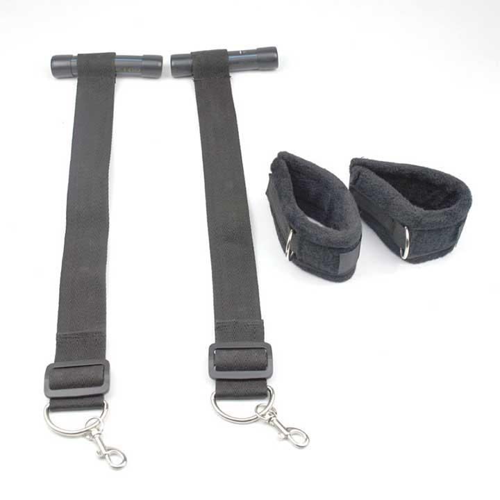 БДСМ підвіски на двері з наручниками Sportsheets Door Jam Cuffs — Садо-мозо - Зображення 4
